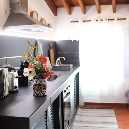 Nanna's Country Semesterbostad Feteira Grande